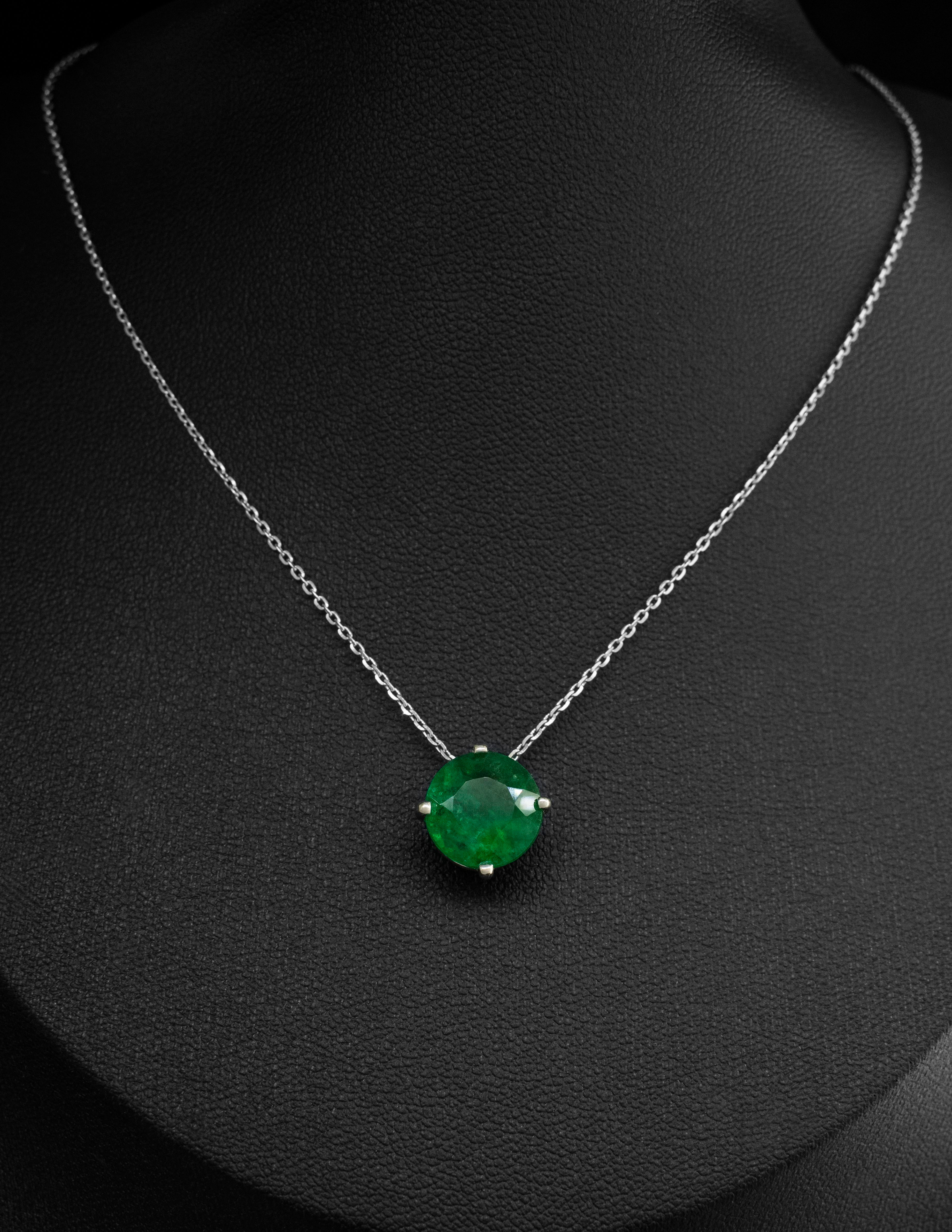 14K White Gold Emerald Pendant