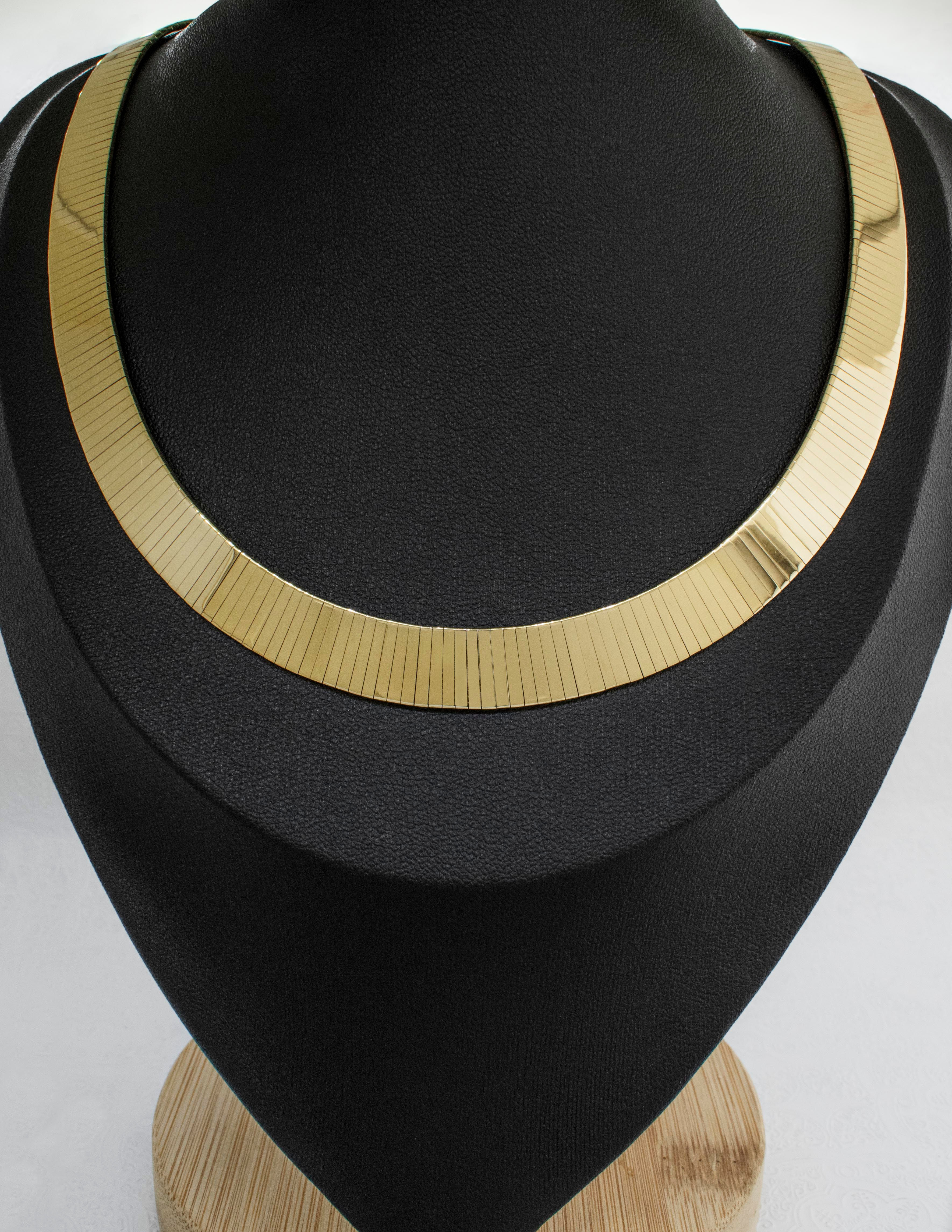 14k Yellow Gold 10mm Wide Omega Link Choker