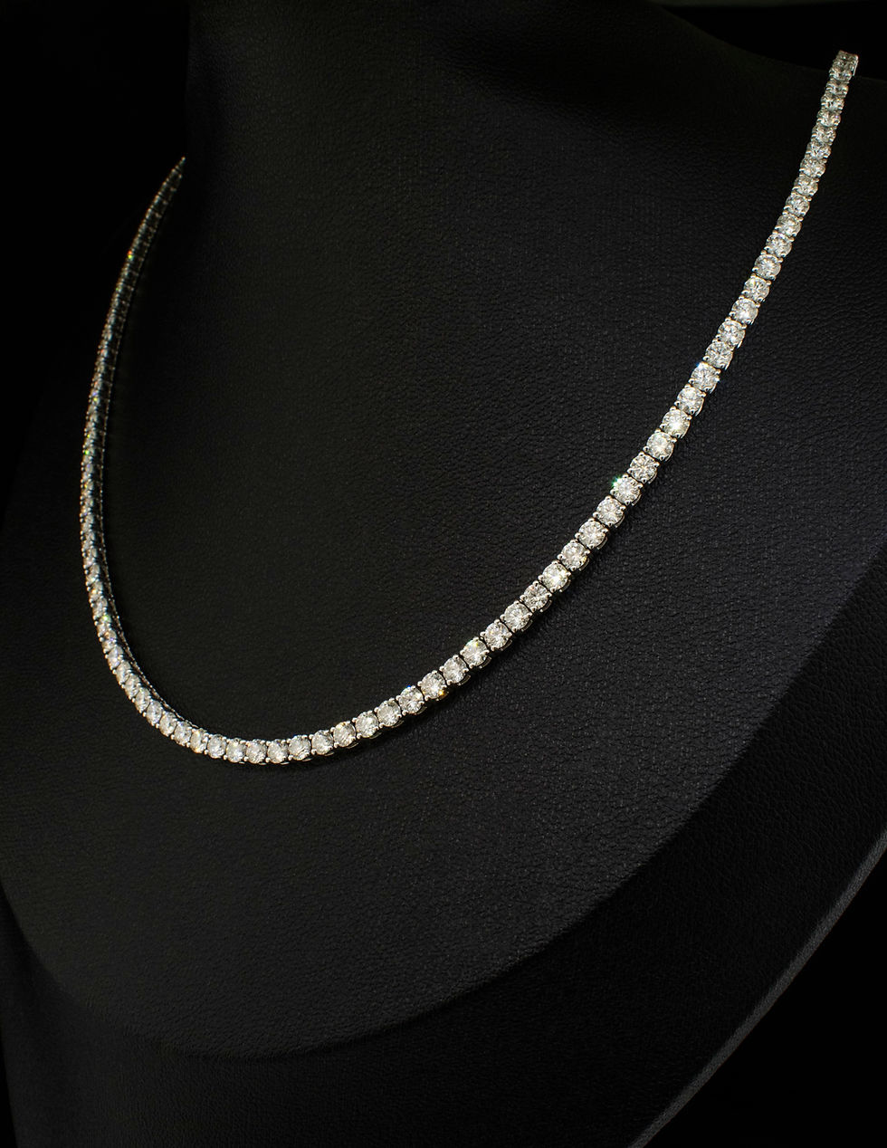 Thumbnail: 18k White Gold Diamond Tennis Necklace