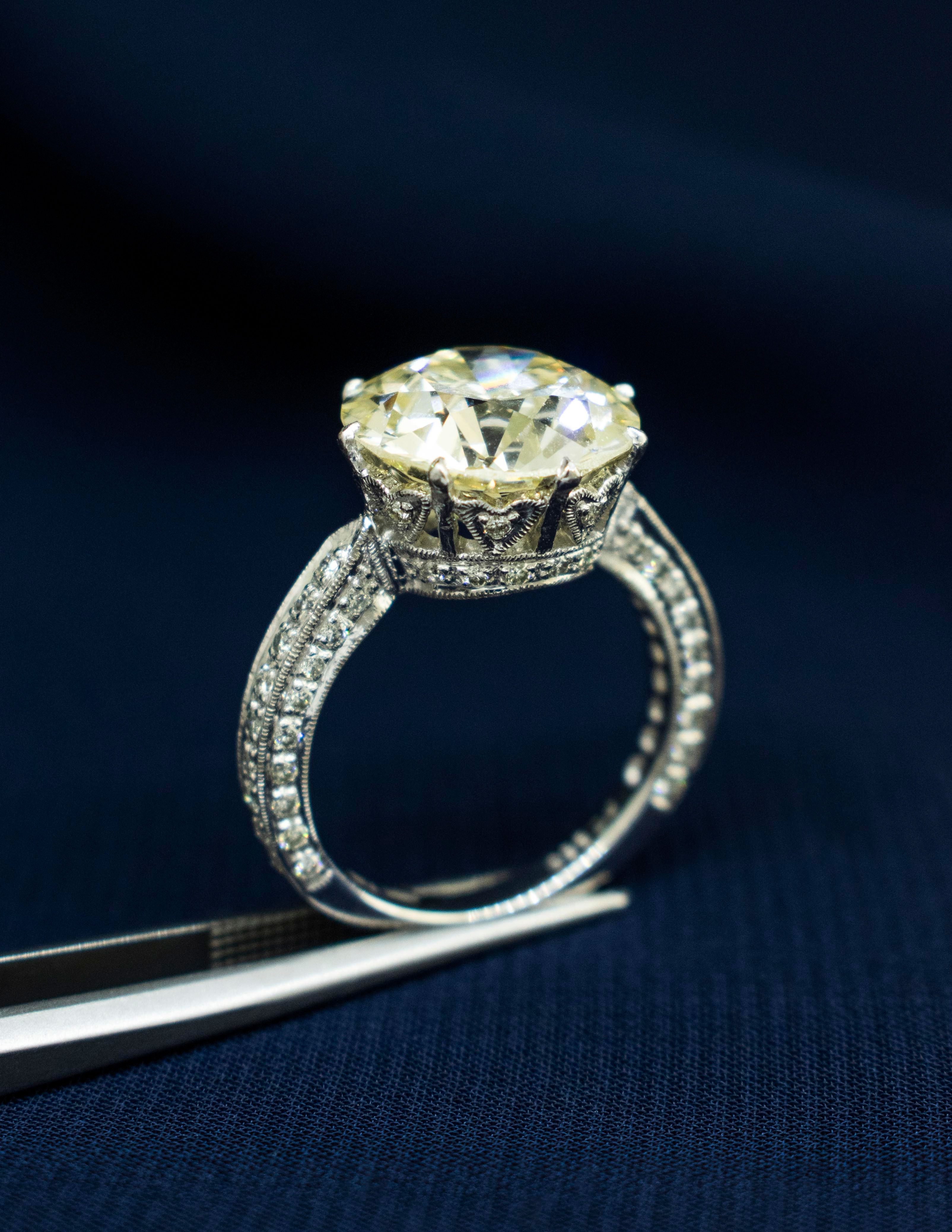 Platinum Diamond Ring