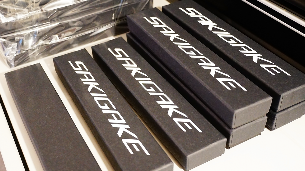 ステッカーの貼付・・・等