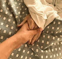 Main personne agée infirmière