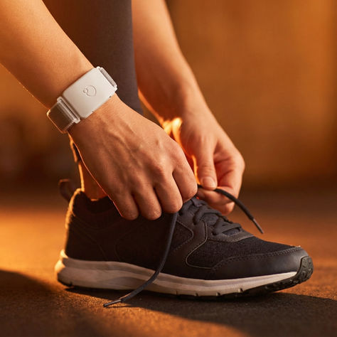 How Smart Wearables Work: ECG, PPG, HRV & Sensor Technology Explained
