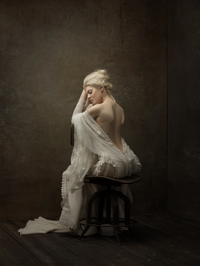 romantic photo shoots to be the main character in; main character energy; main character portraits; romantic portraits