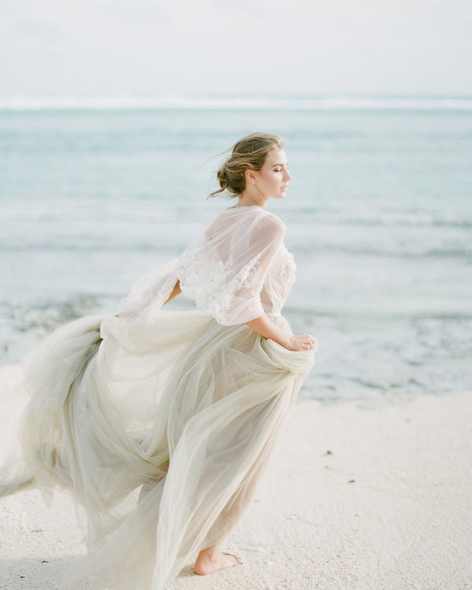 romantic photo shoots to be the main character in; main character energy; main character portraits; romantic portraits