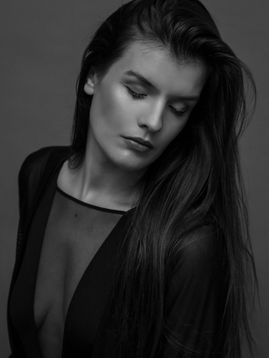 monochrome portraits; monochrome; black and white photography