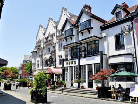 A Day Trip to Thames Town