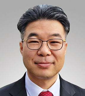 김동현 목사.jpg