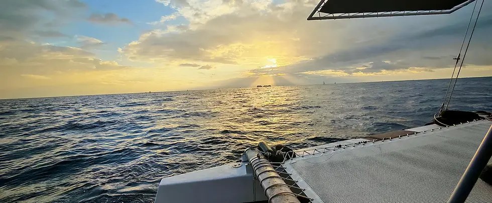 le coucher du soleil à Playa Flamingo pendant un sunset tour avec Mowana