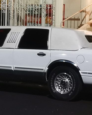 VIP con Limosina en Angelus