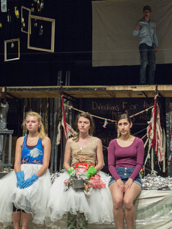 1stRehearsalRunTrashMcBeth-162