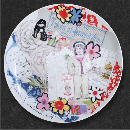 Gloria Vanderbilt Signature Plate Museumoffriends