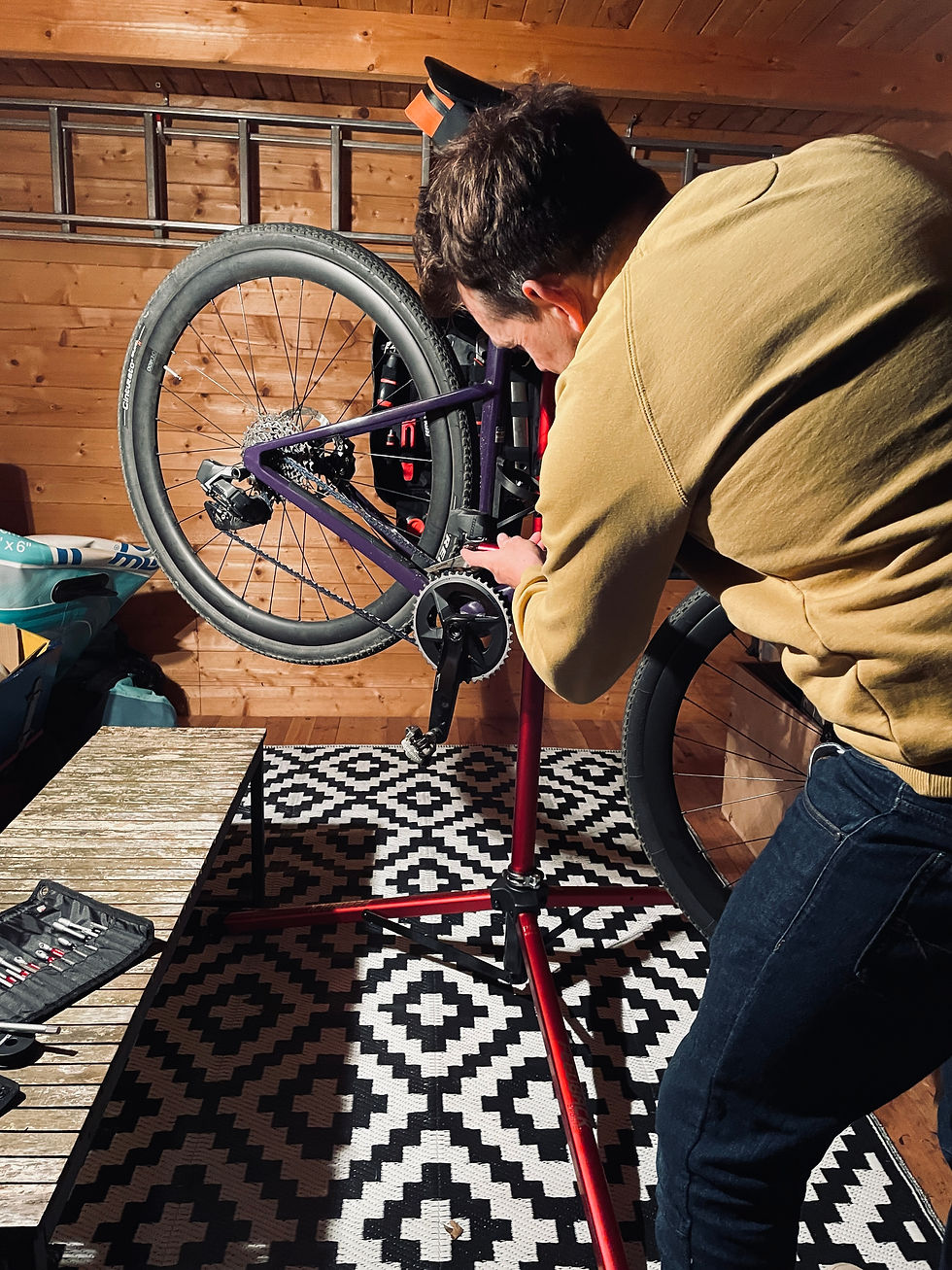 PRO. Gravel Editor James Ion repairs his bike with Feedback Sports tools in his home workshop
