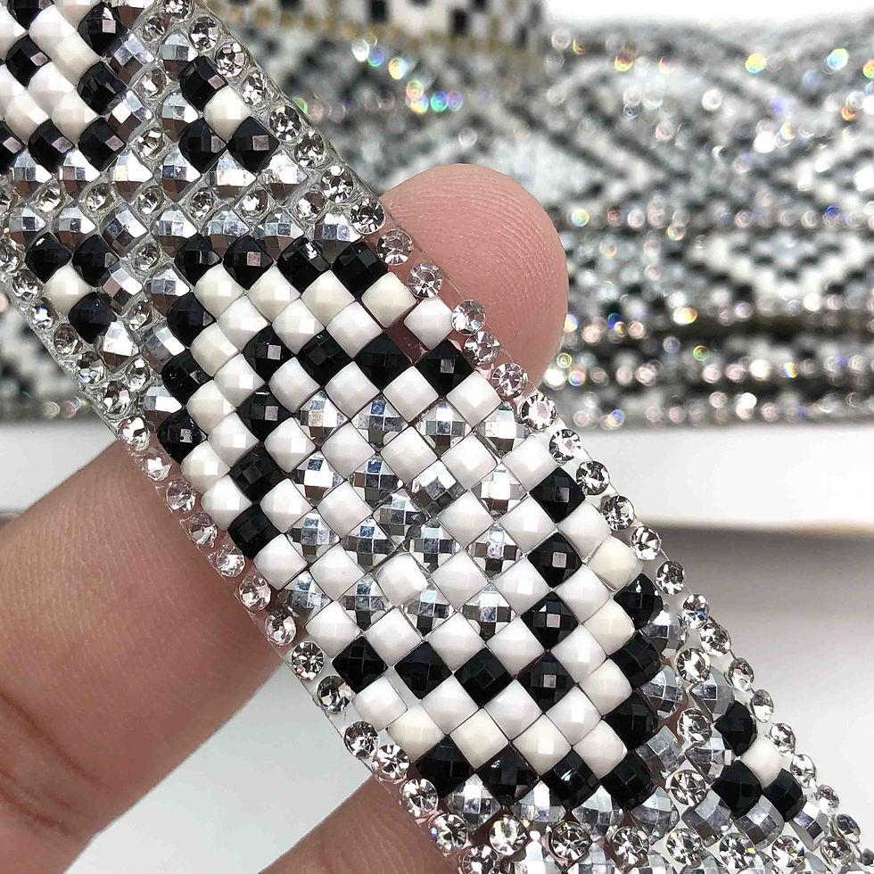Thumbnail: Rhinestone Acrylic 2cm Wide Geometric Border Trims Iron on Lace for DIY Crafts