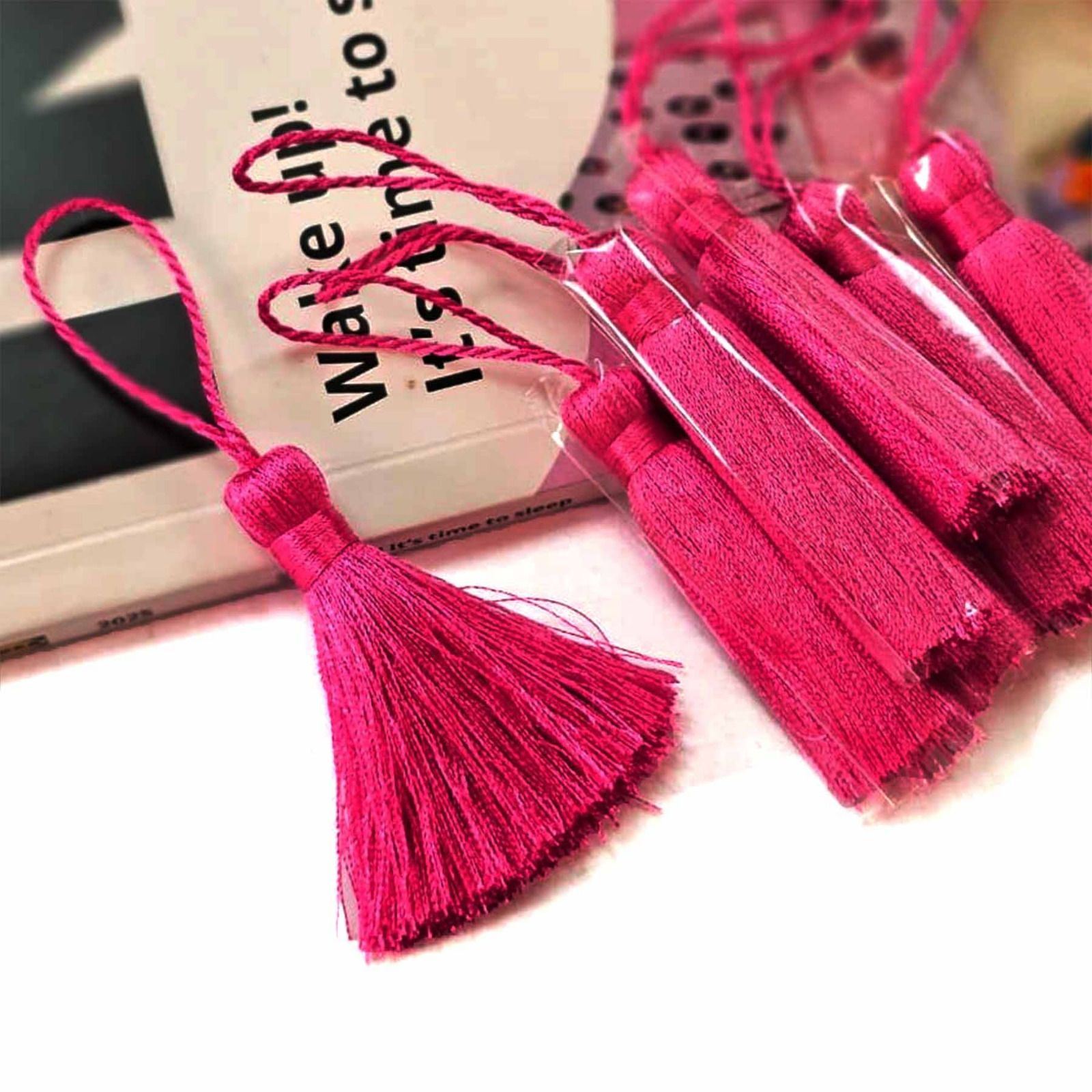 Dark Fuchsia Tassel
