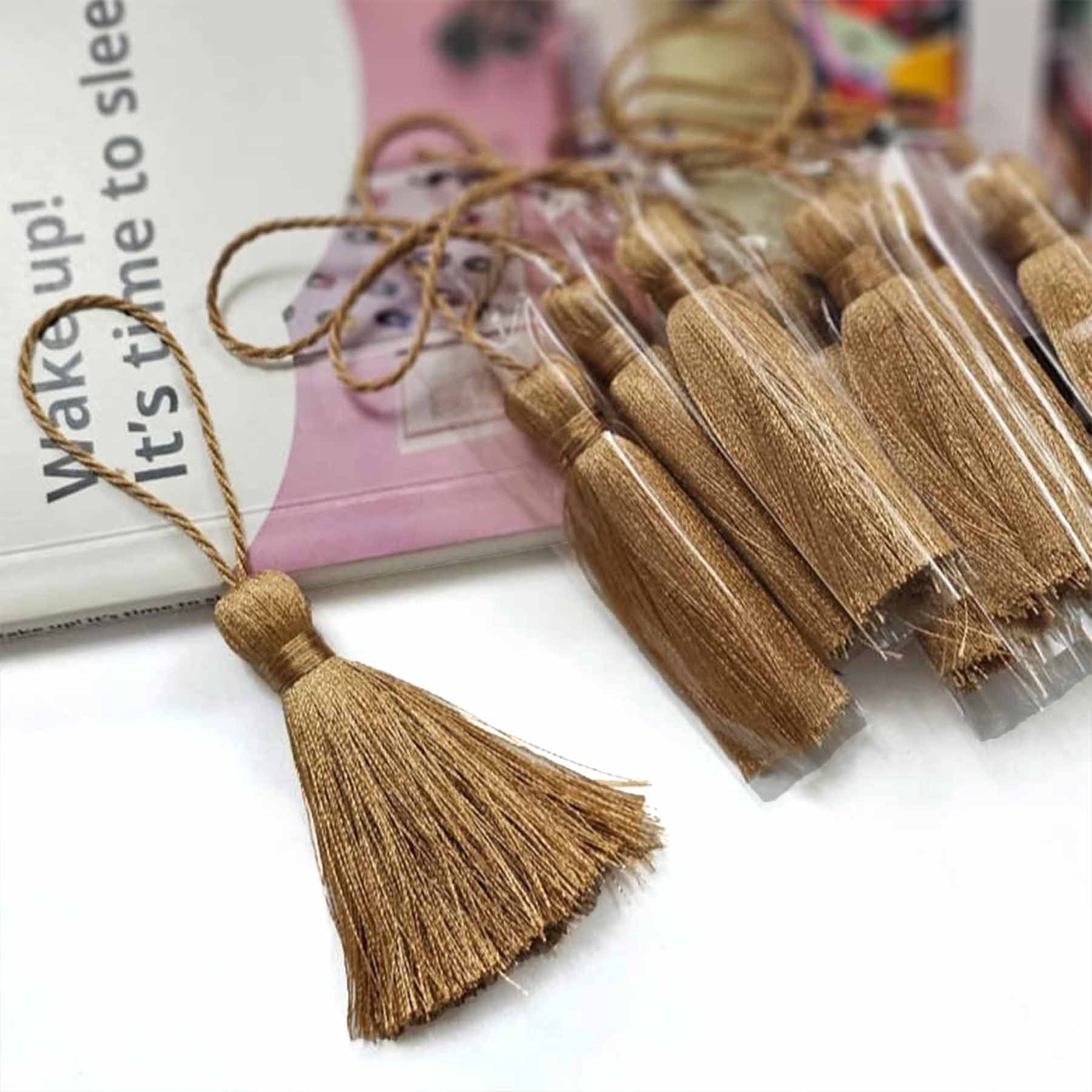 Tassel gold color