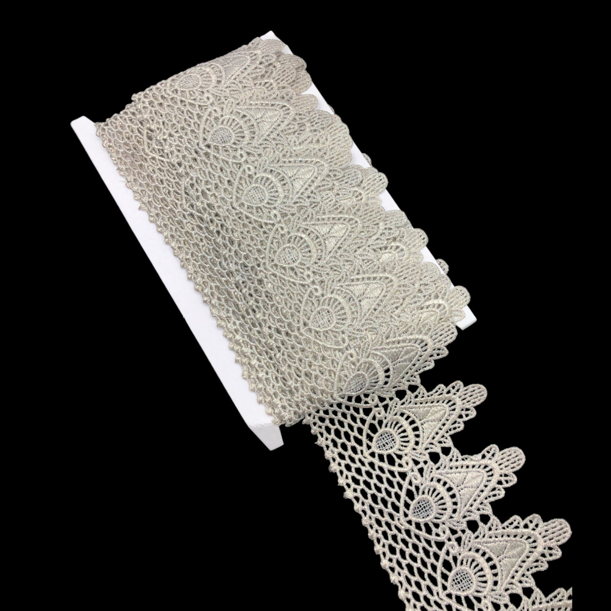 Silver Shiny Thread Border Lace