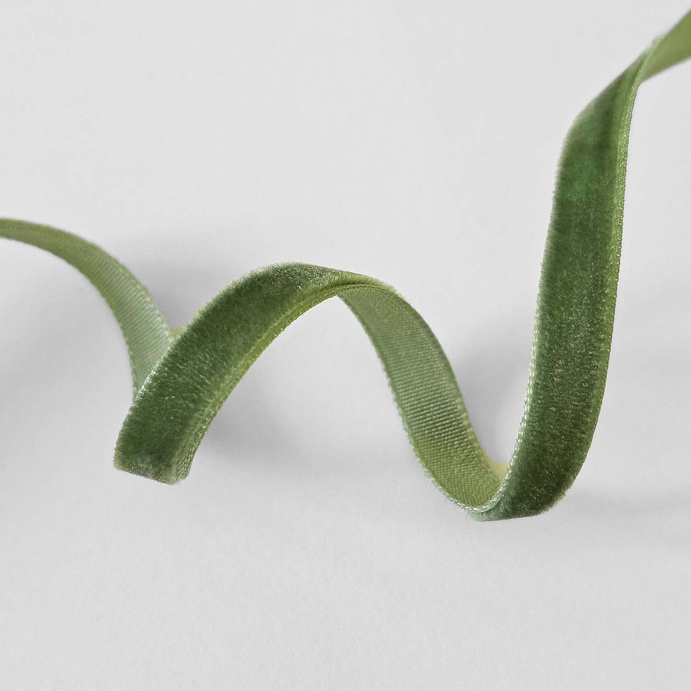 Thumbnail: Dark Green velvet ribbon