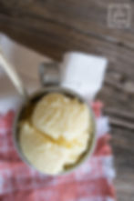 Gelato al latte di capra e zafferano