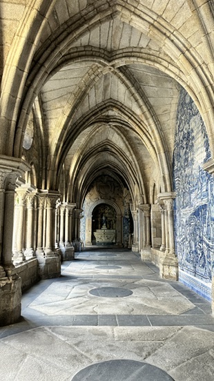 Sé do Porto (Porto Cathedral) 