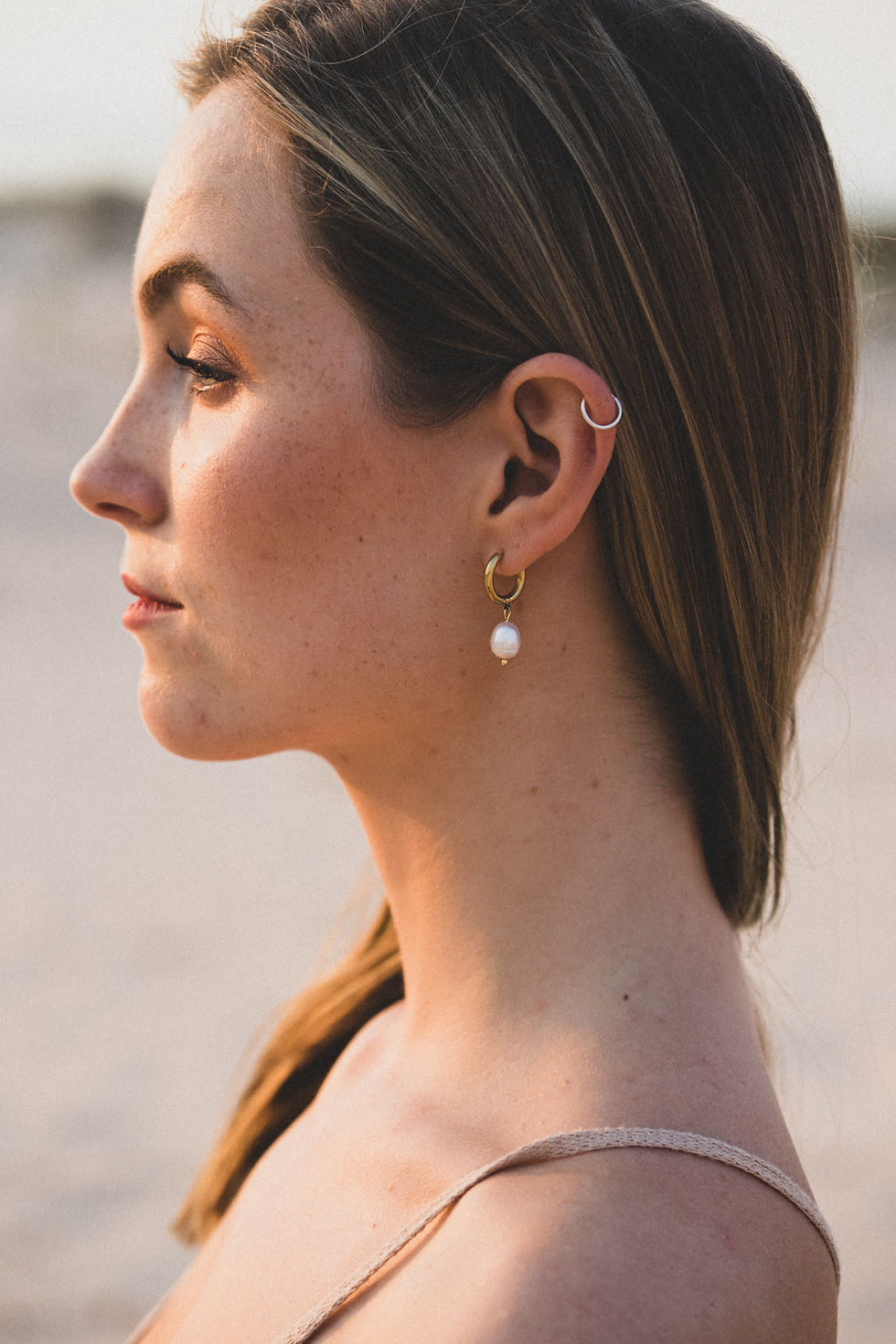 Thumbnail: Marea Keshi Pearl Hoops