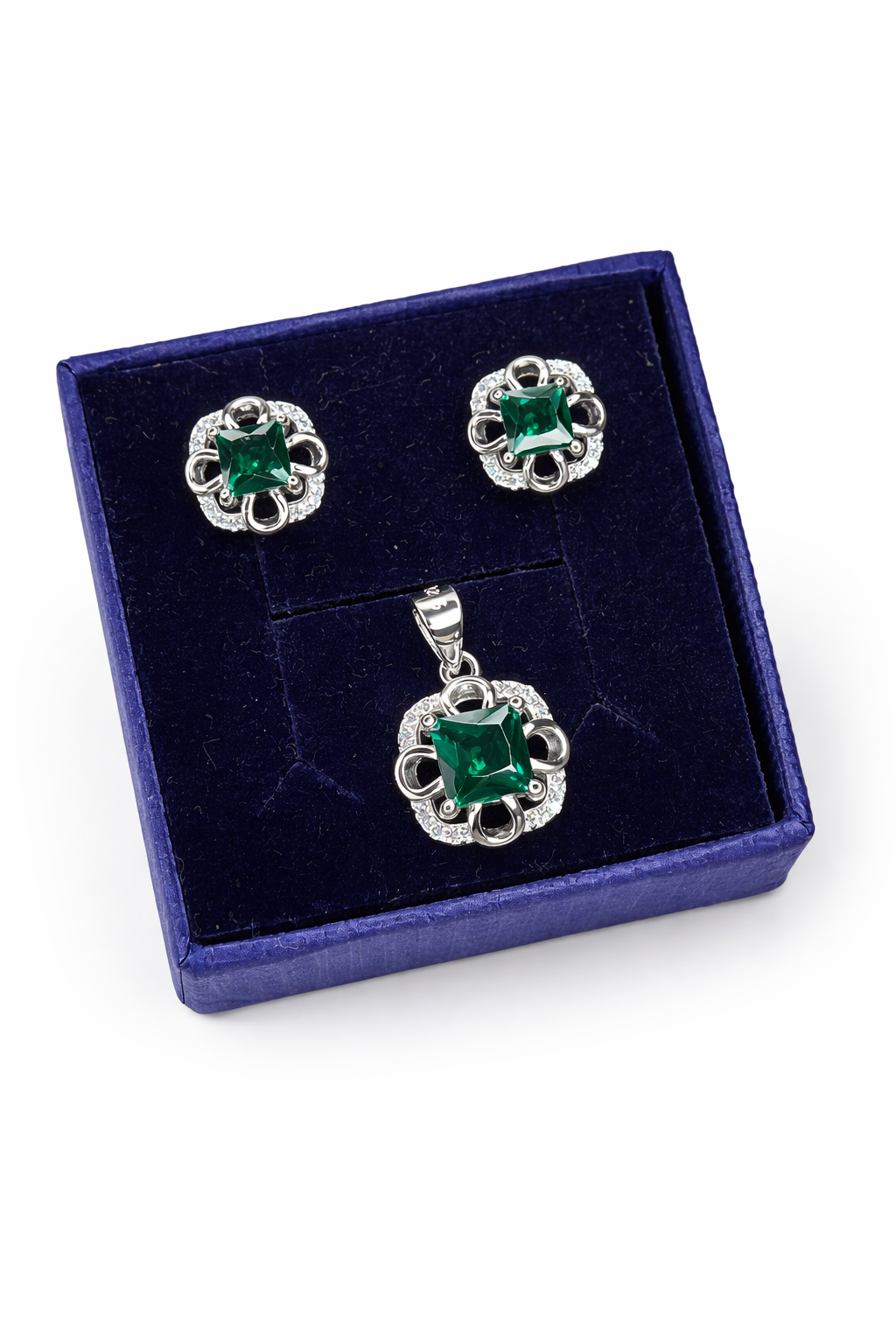 Classic Style Emerald & Cubic Zirconia Cluster Set