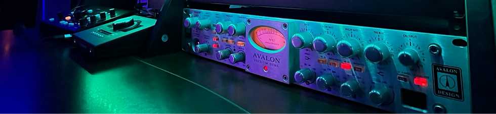 AVALON 737_edited_edited_edited.png