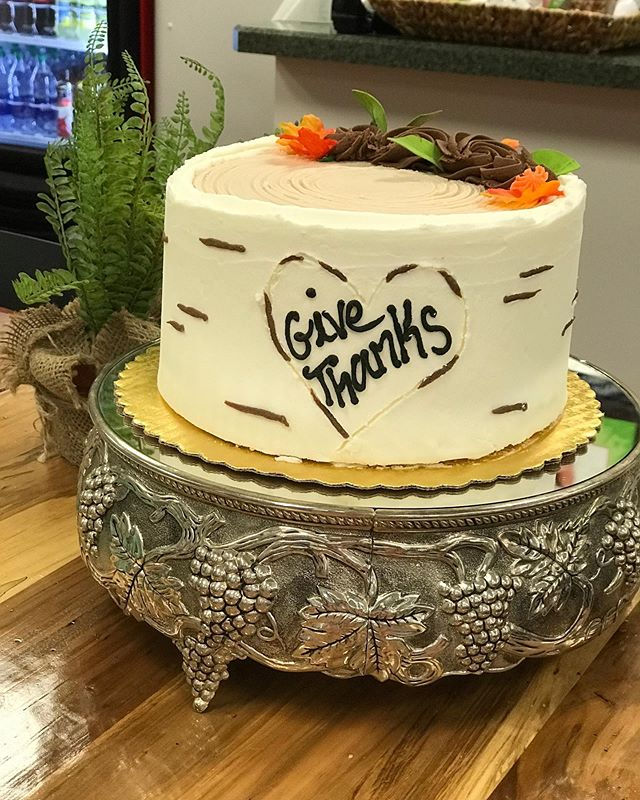 Give Thanks Cake From Betty Cakes Bakery