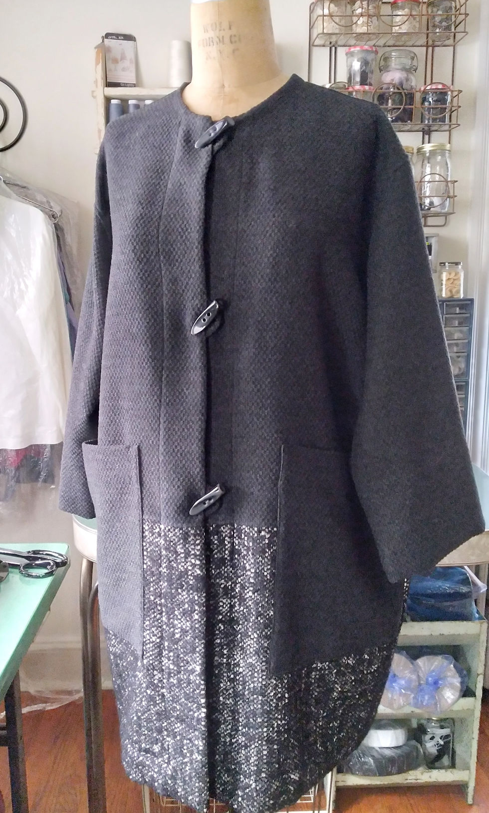 Thumbnail: 073 panel coat