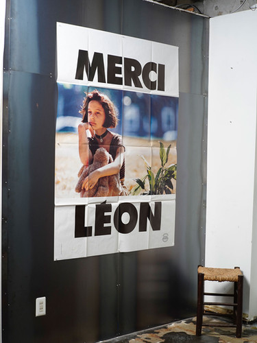 LÉON THE PROFESSIONAL サイン入りポスター（既存額付き） A4 額付き ポスター ゲイリーオールドマン 捜査官 スタン Leon