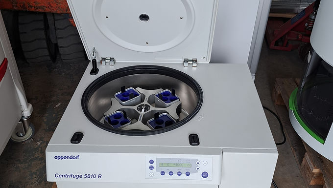 Eppendorf 5810R Large Capacity Refrigerated Centrifuge,
