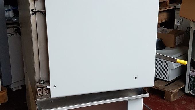 Priorclace PS/Q63/EH320 Front Loading Electrically Heated Autoclave