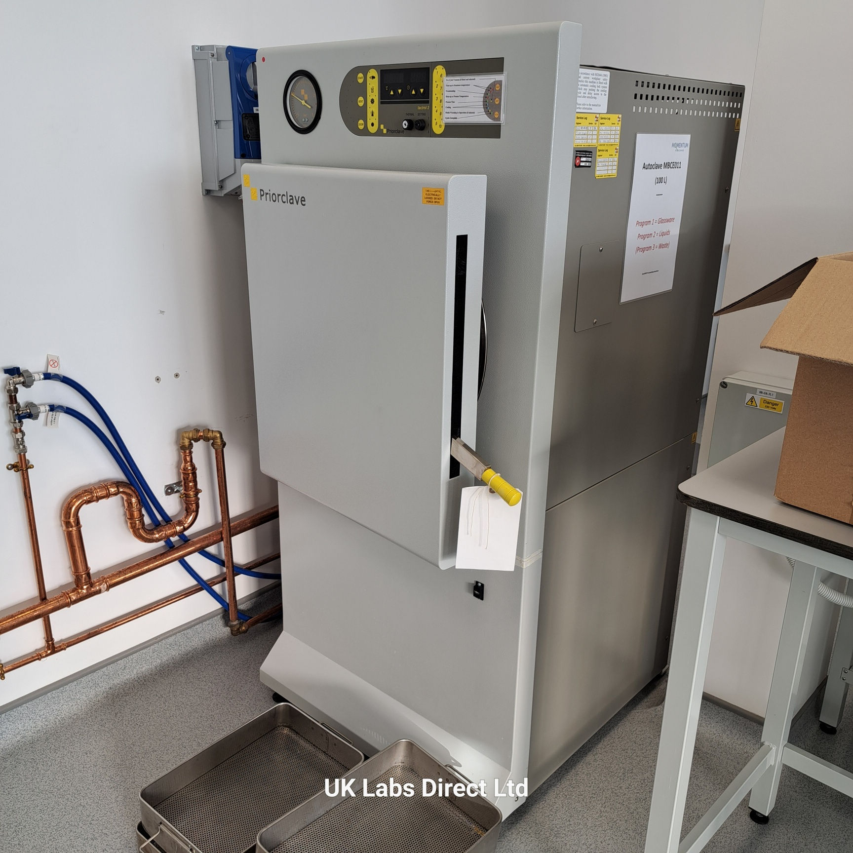 Priorclave LS/QVA/EH100 (YOM 2014), 100L Front Loading Autoclave