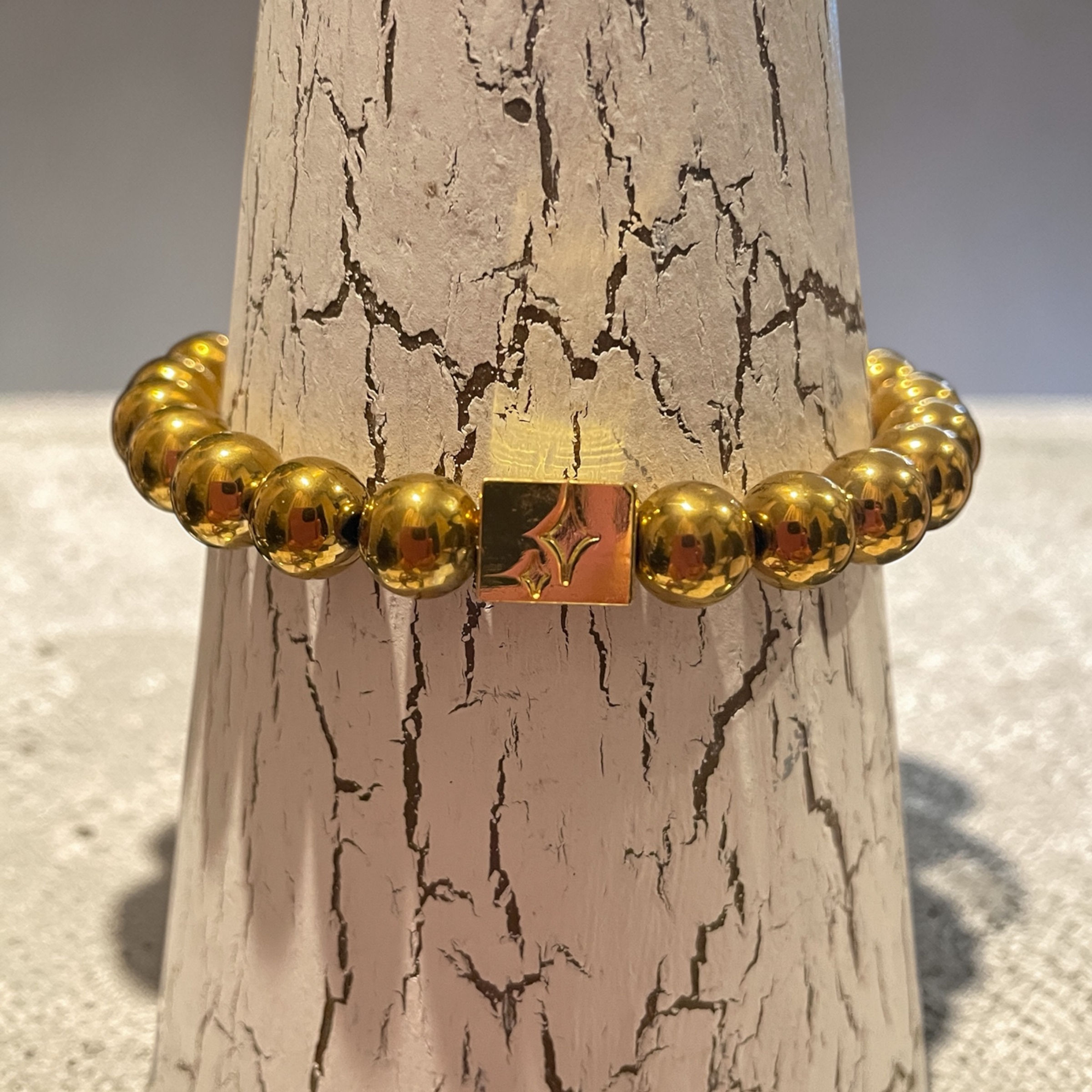 Bracelet Spotlight Large Gold Beads
