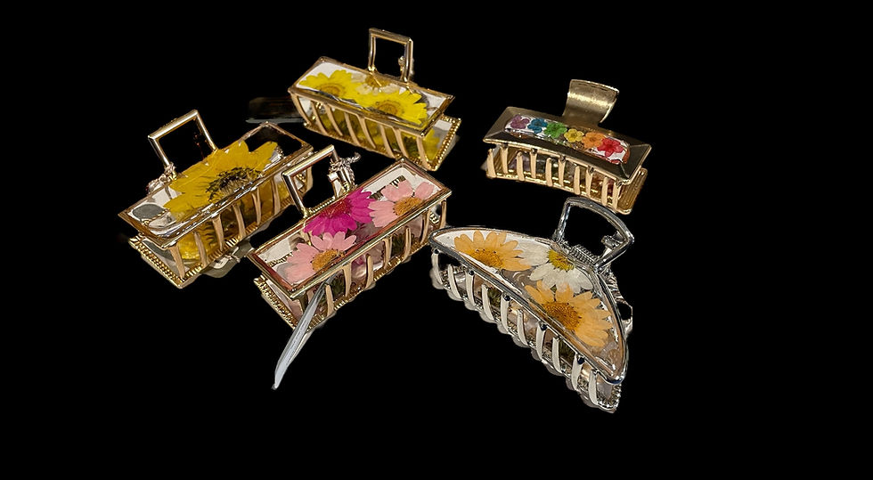 Claw Pressed Flowers - various colors