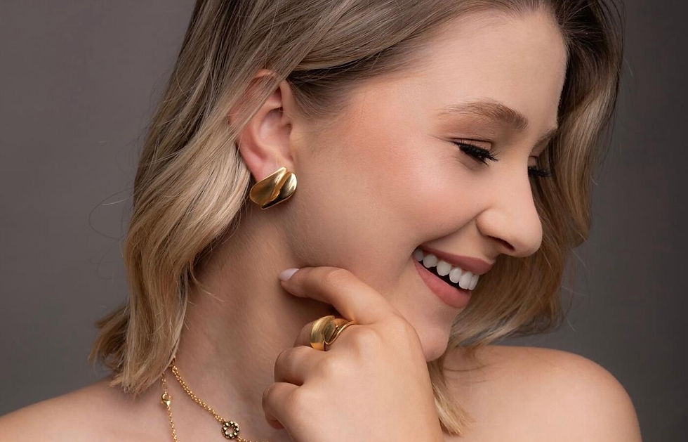 Anel Dourado Ondulado