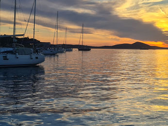 zapad slunce zatoka lode