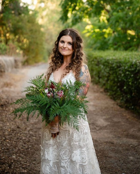 Bride portrait with glowing skin and natural bridal makeup, Marybank Estate