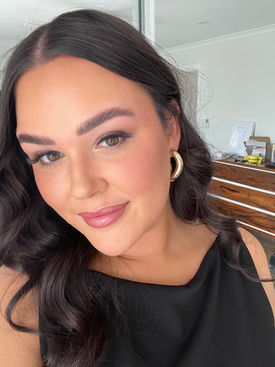 Soft glam event makeup with glowing skin and defined eyes, flagstaff hill