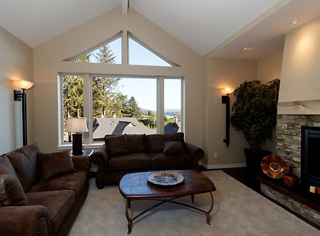 Unit 1 Living Room 4221 300 dpi.jpg