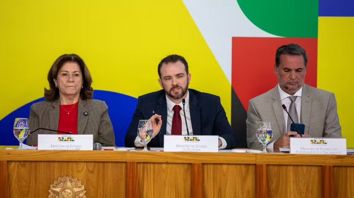Austeridade venceu novamente! O Arcabouço Fiscal acima dos interesses da população!