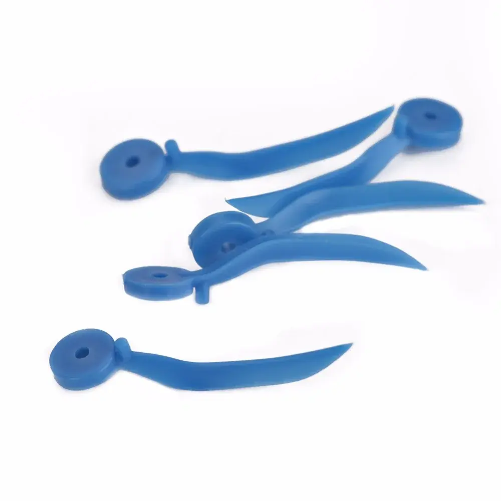 Dentist Mate Poly-Wedge with Hole - X-Small 11mm, Plastic, Blue, 100/Bx.