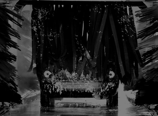 ドライブスルー洗車機、純水仕様、最新の設備