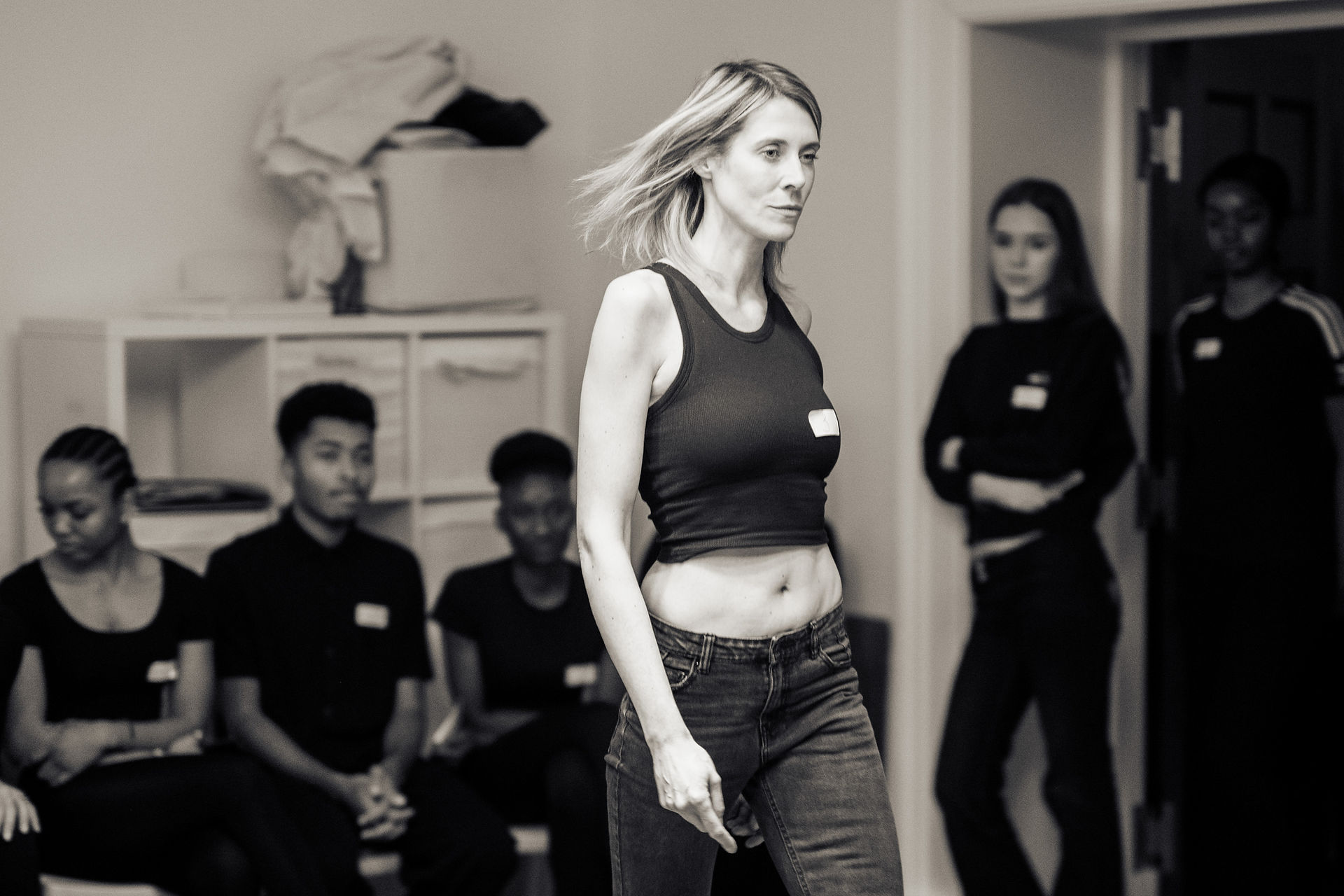 Model posing during casting selection