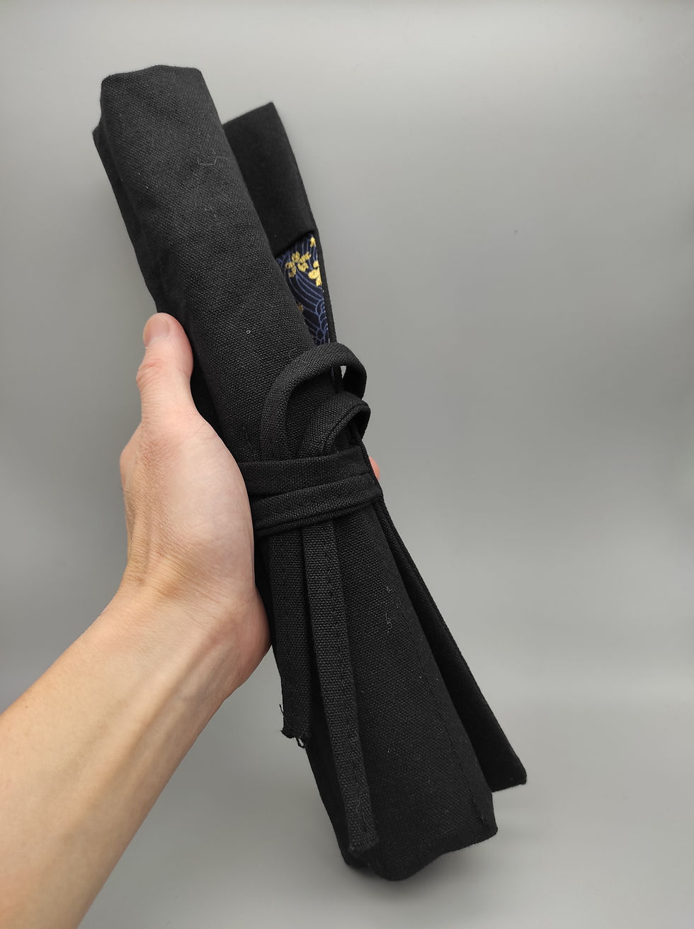 Miniature : Pincelier en tissu Sakura doré 33*31 cm 蓝樱笔帘