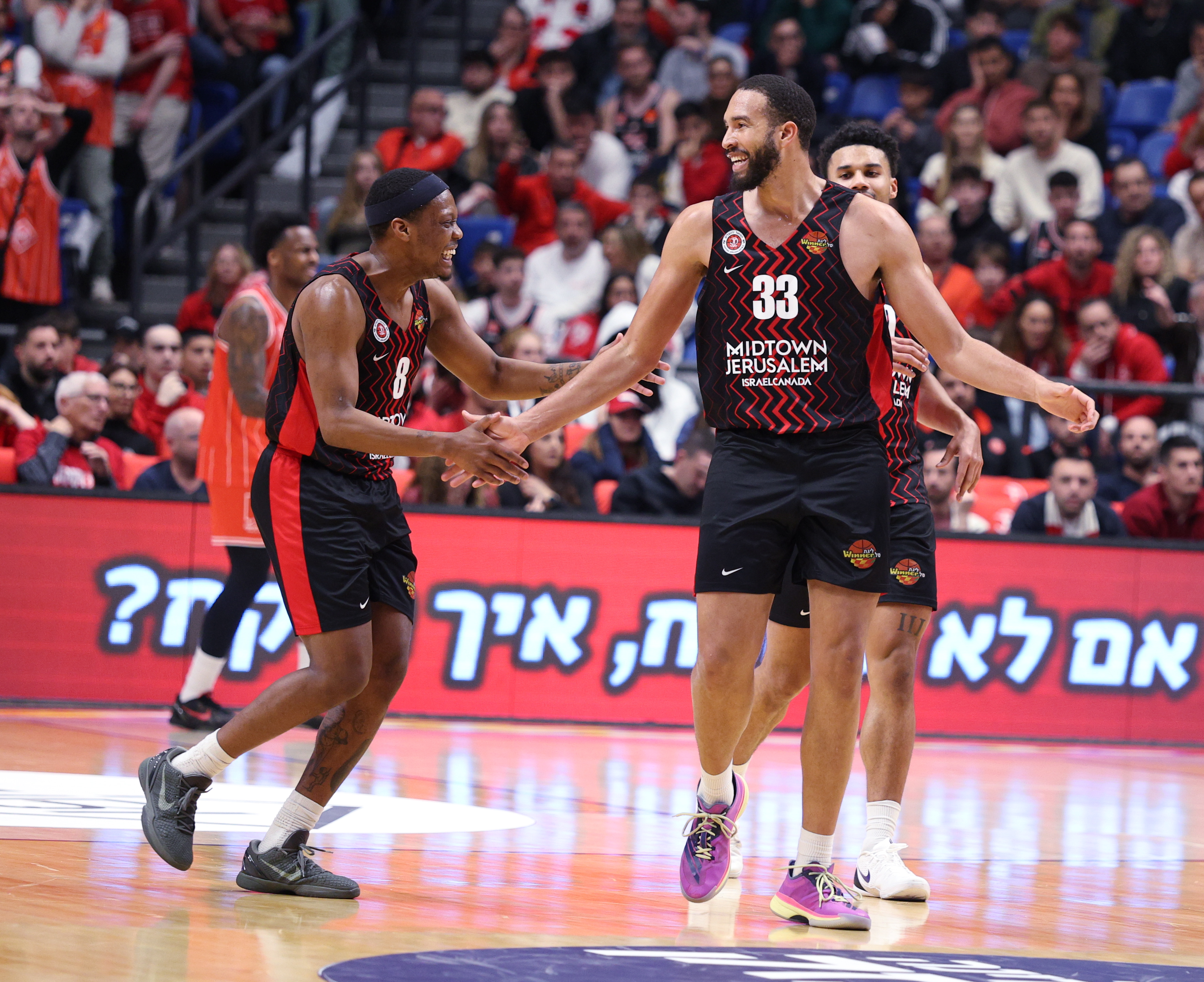 החלטה טובה ללכת על מובלי. צילום: אלן שיבר, באדיבות איגוד הכדורסל