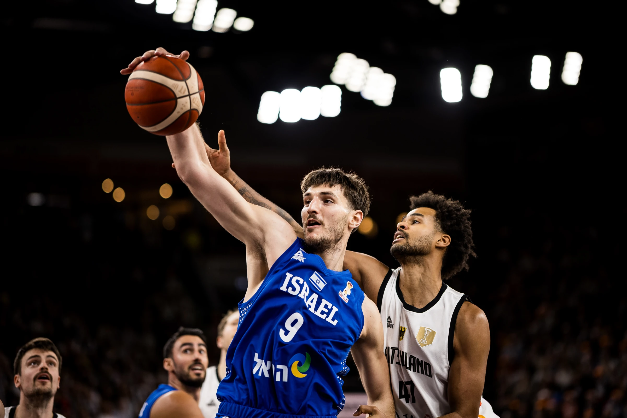 הגיעו מוכנים לסורקין. צילום: FIBA.BASKETBALL