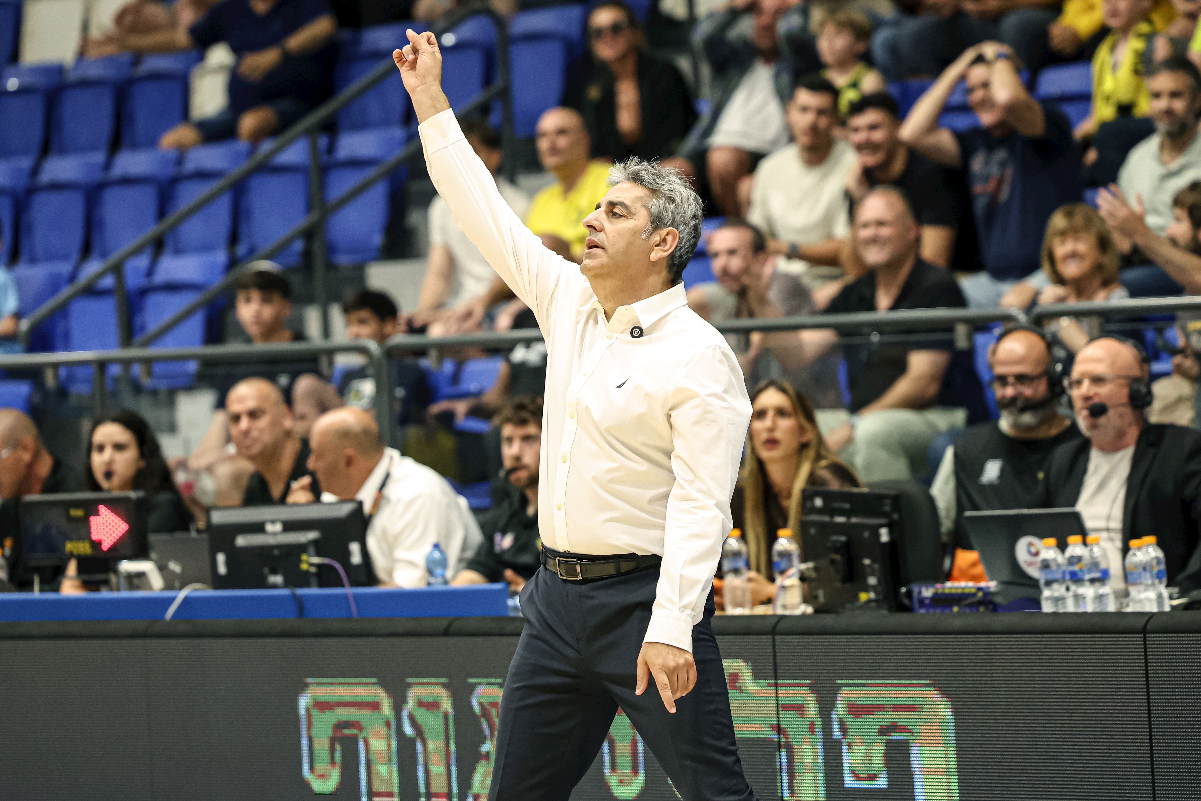 האחרון שפוטר, אלי רבי. צילום: לילך וייס רוזנברג, באדיבות ליגת ווינר סל