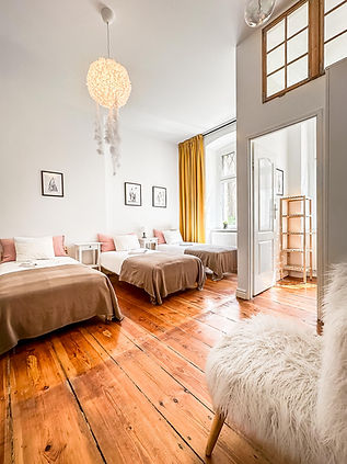 Apartamenty kilkuosobowe Poznan Stary Rynek-8.jpg