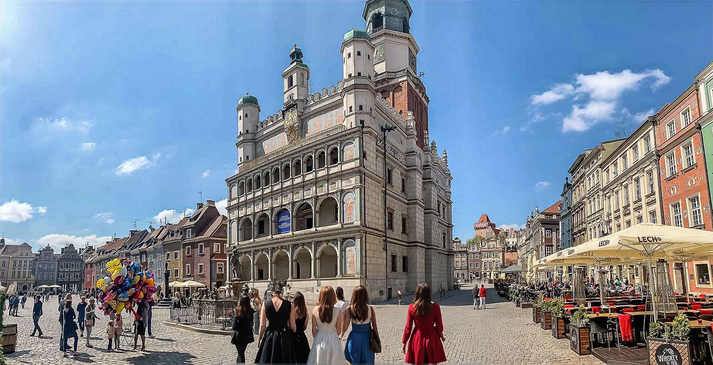 Old Town Poznan Apartments_edited_edited.jpg